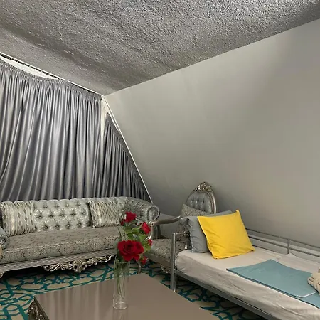 לינה וארוחת בוקר Horizon סקופיה